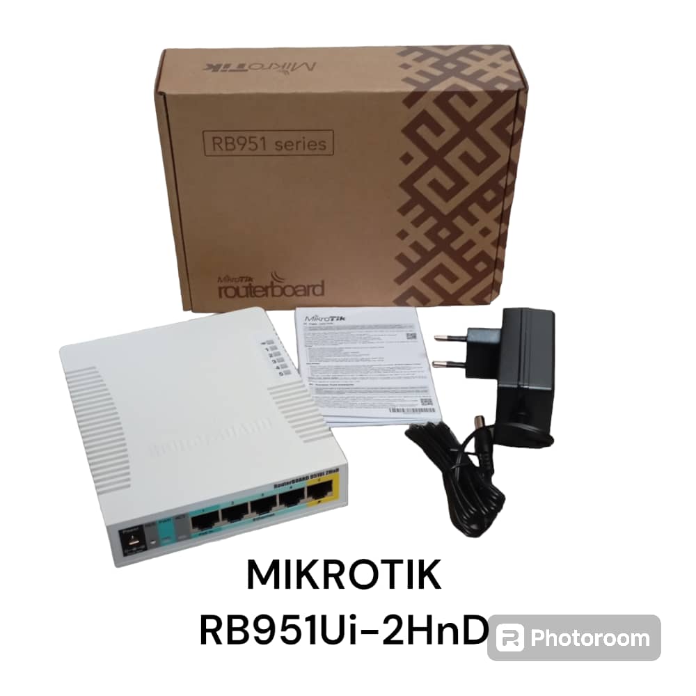 Routeur sans fil MikroTik RouterBOARD RB951Ui-2HnD